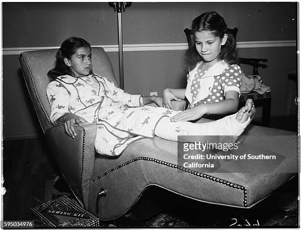 margot young park feet 1