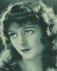 marguerite de la motte feet 1