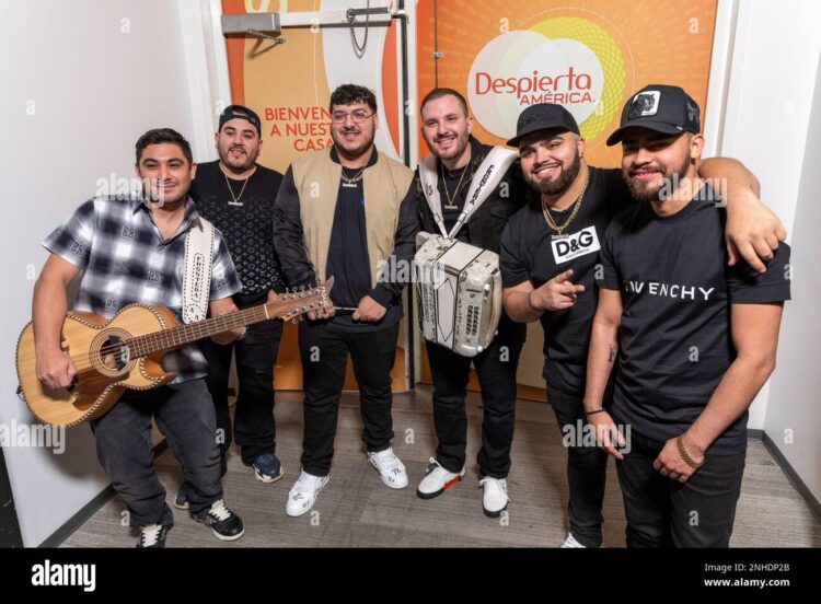 mari almazabar feet 2