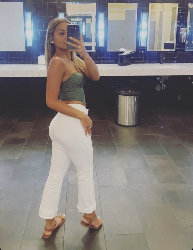 mari martinez feet 5