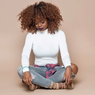 maria antoinette loggins feet 2