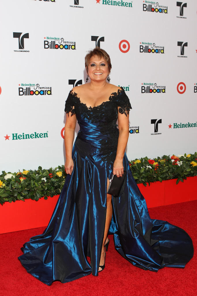 maria antonieta collins feet 3