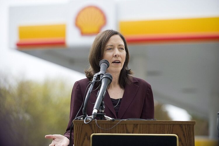 maria cantwell feet 2