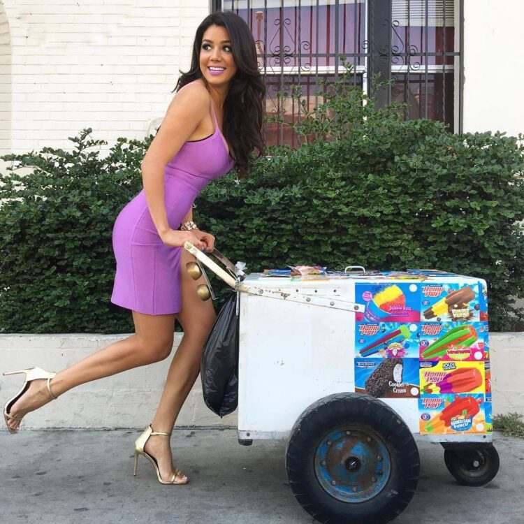 maria elena anaya feet 5