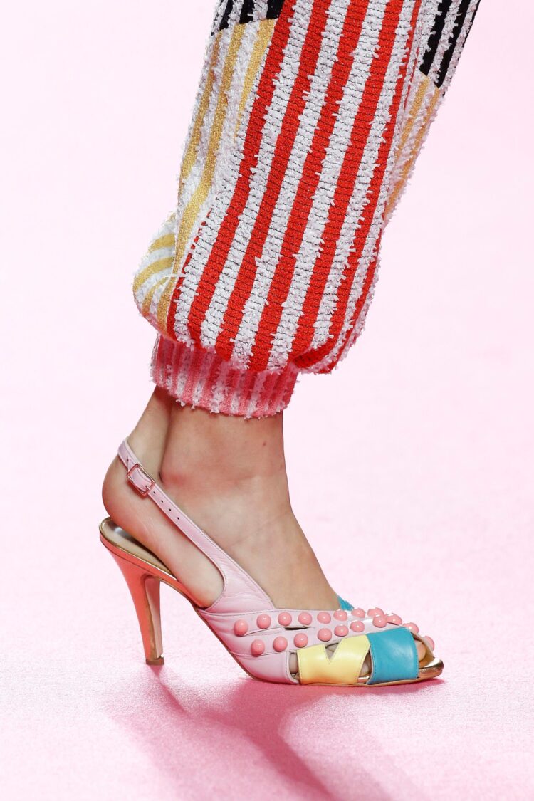 maria escote feet scaled