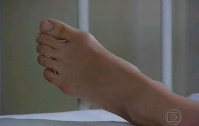 maria flor feet 4
