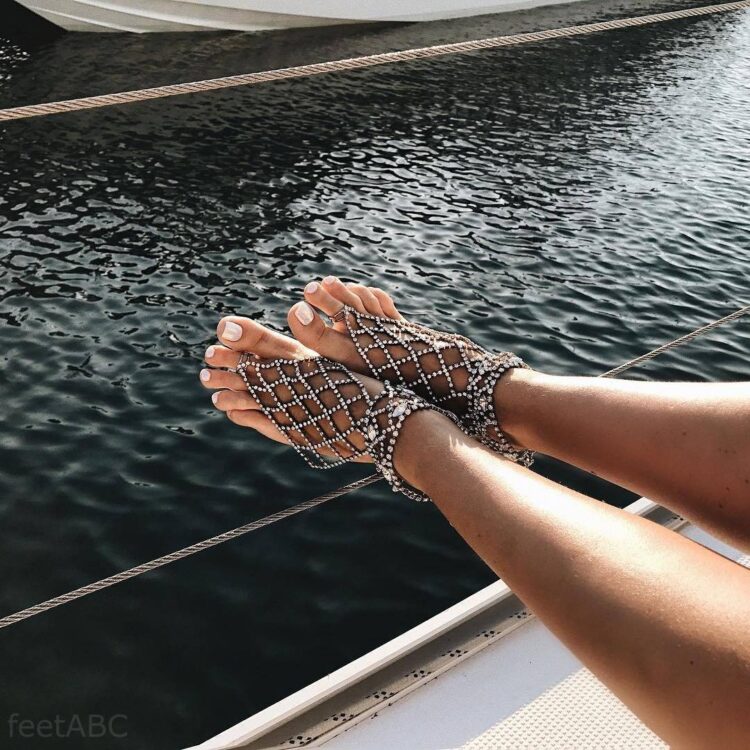 maria ivakova feet