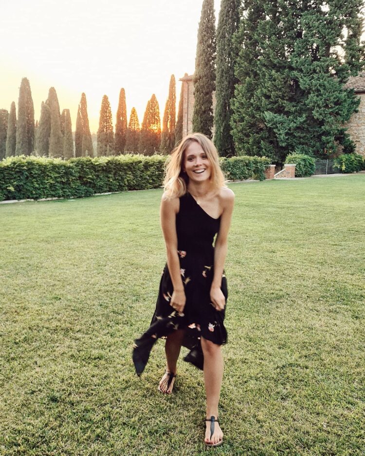 maria luisa de crescenzo feet 5