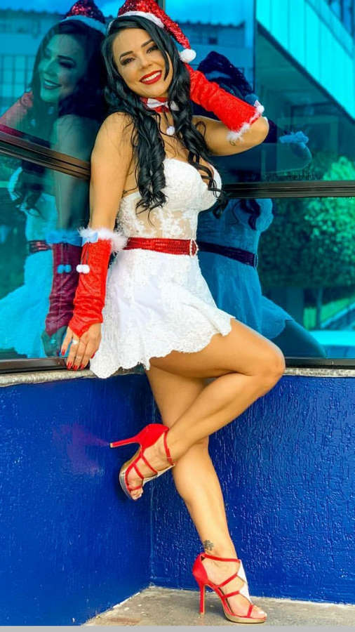 maria viscardi feet 3