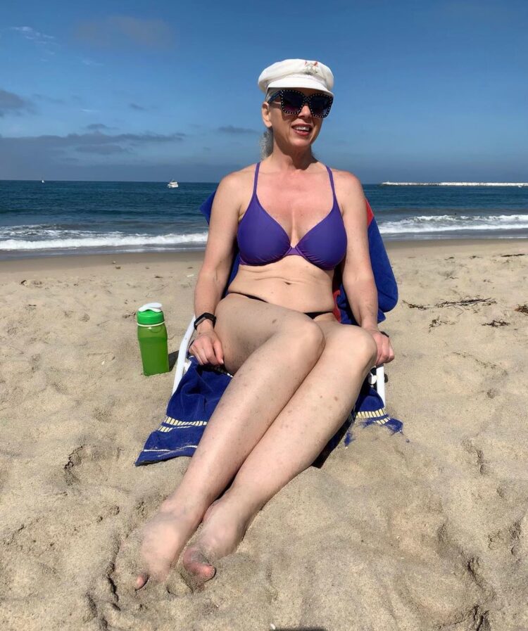 maria vitoria feet 4