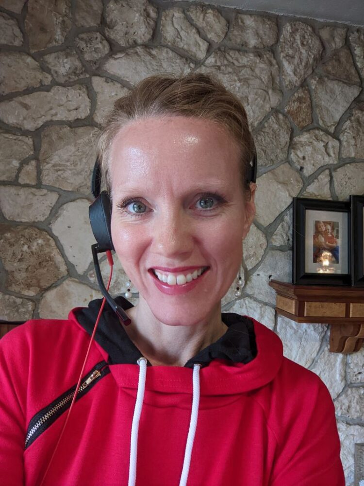 mariah folkerts feet 4