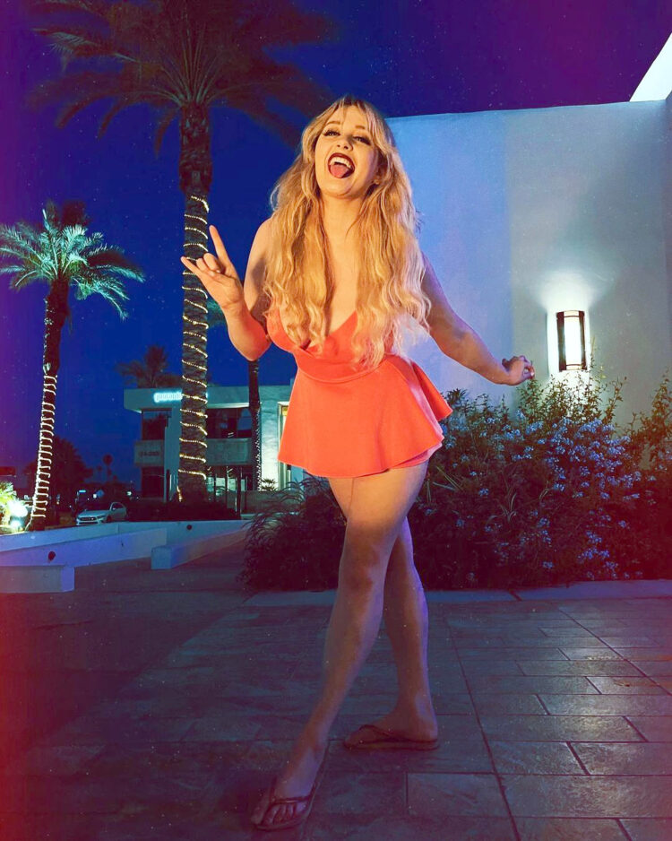 mariah rose faith feet 3