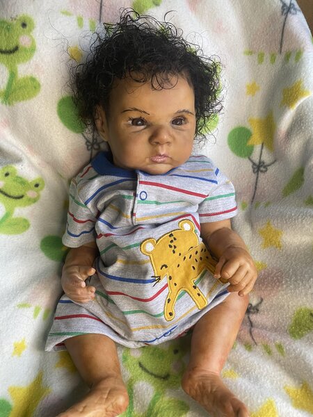 mariahsreborns1 feet 2