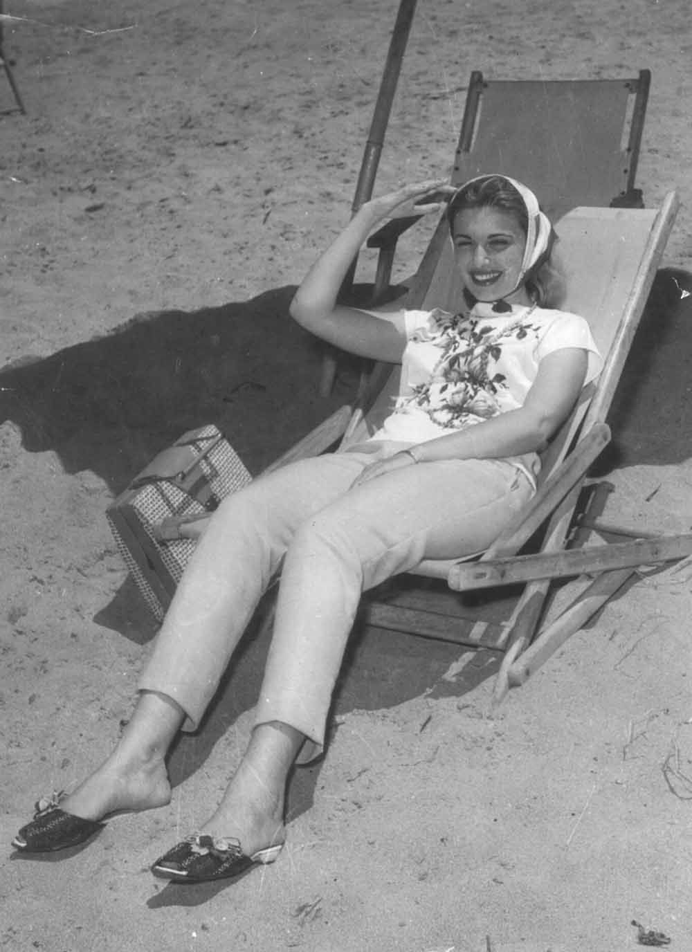 mariam fakhr eddine feet 1