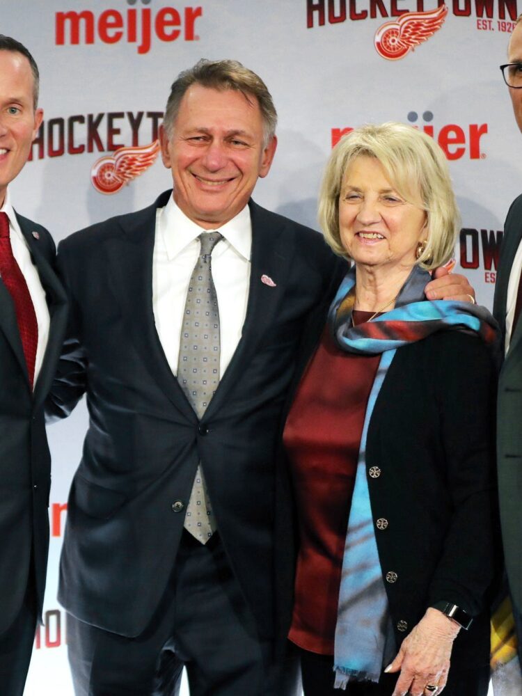 marian ilitch feet 4