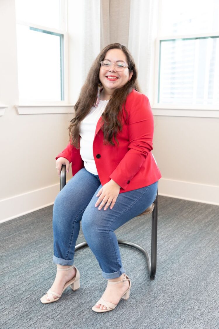 mariana alvarez feet 5