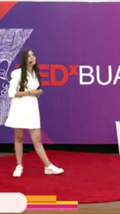 mariana bertheau feet 3