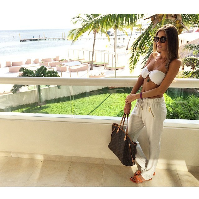 mariana coelho feet 6