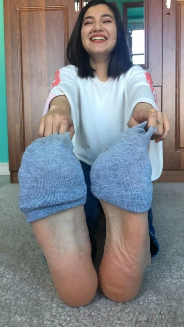 mariana cristina feet 1