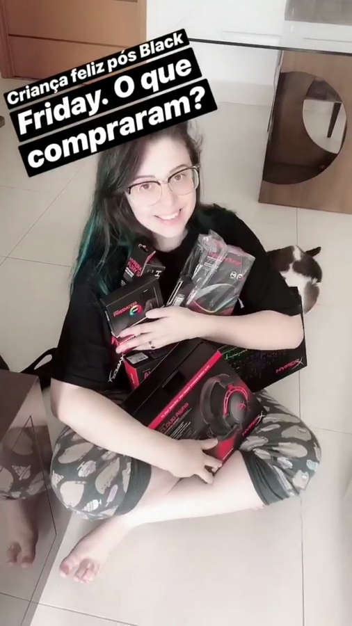 mariana delveccio feet 4