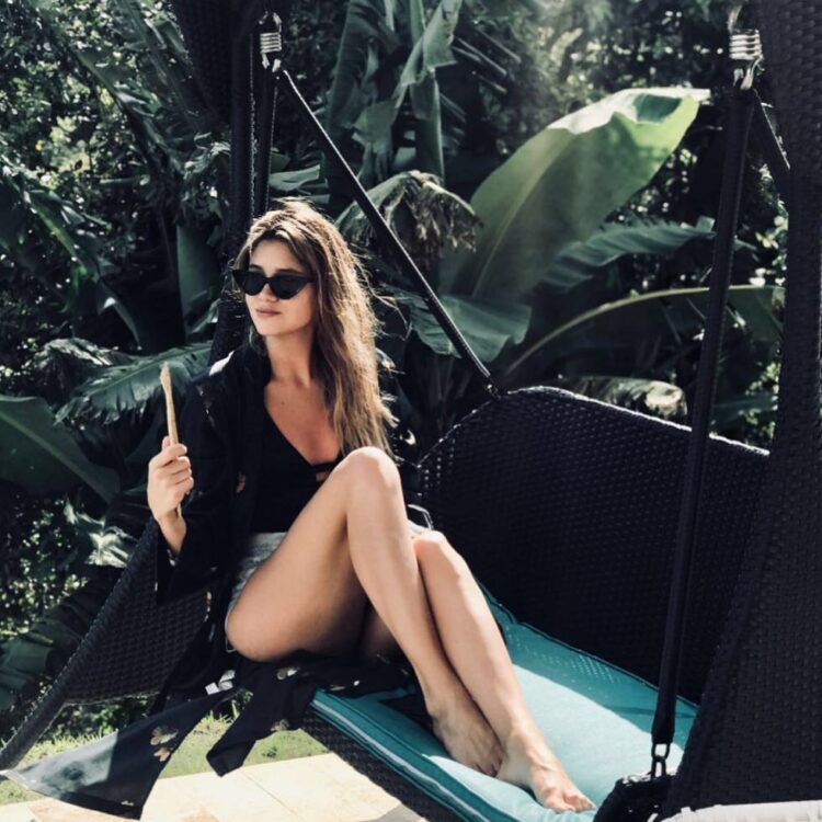 mariana gomez feet 6