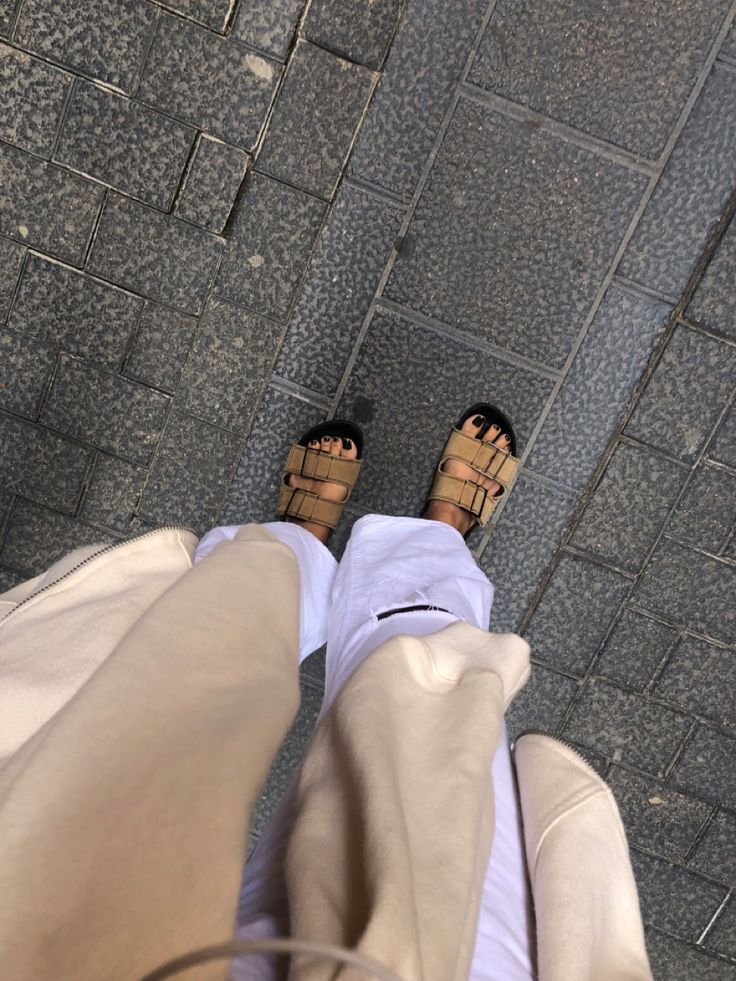 mariana grimaldi feet