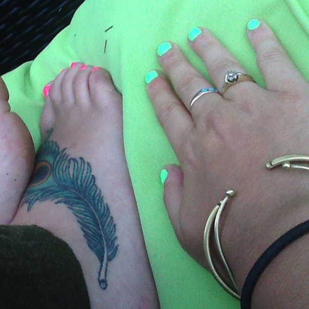 mariana mazza feet 4