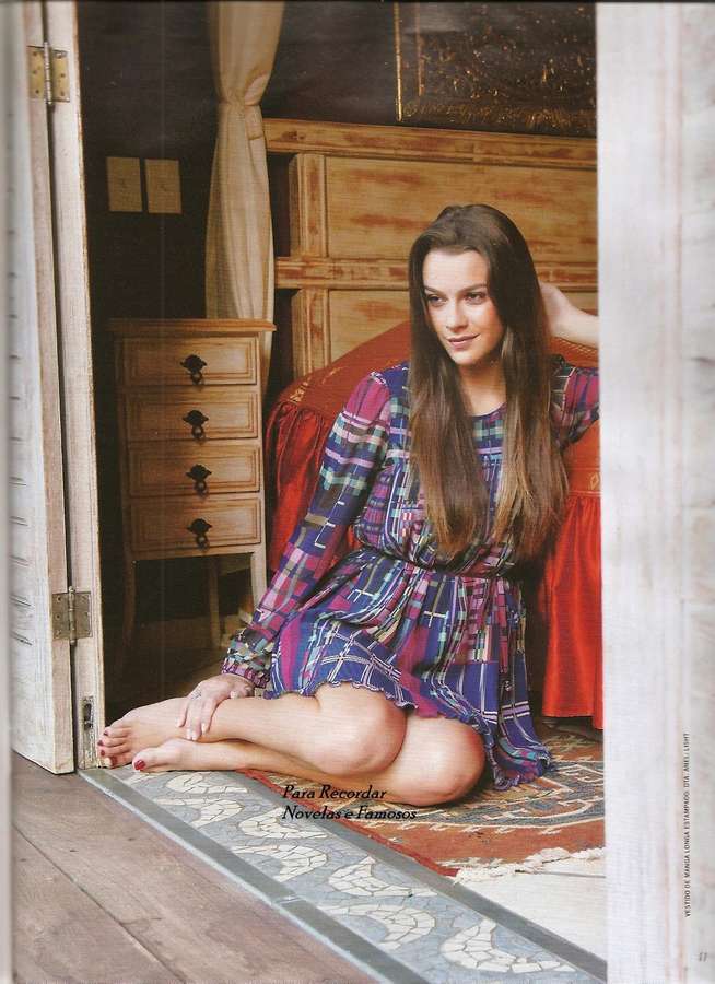 mariana molina feet 5