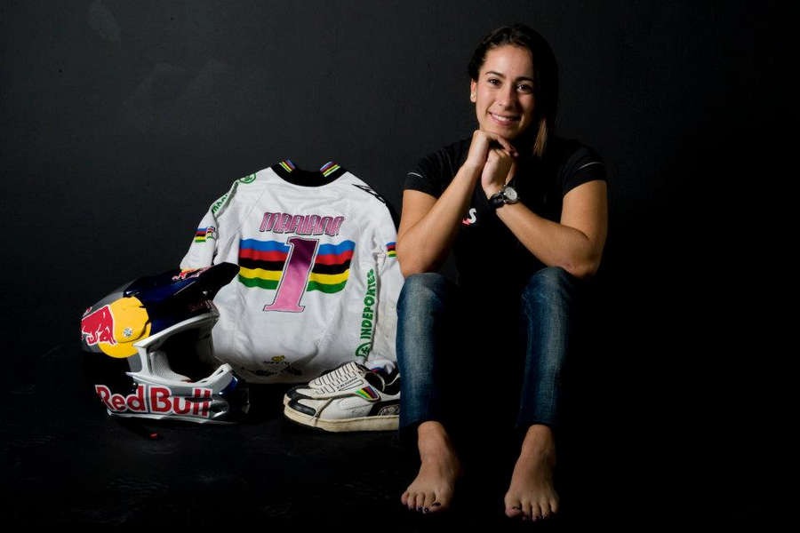 mariana pajon feet 6