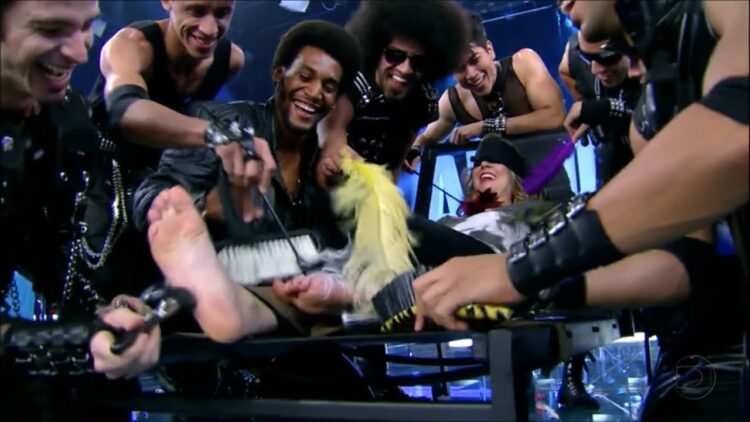 mariana santos feet 3