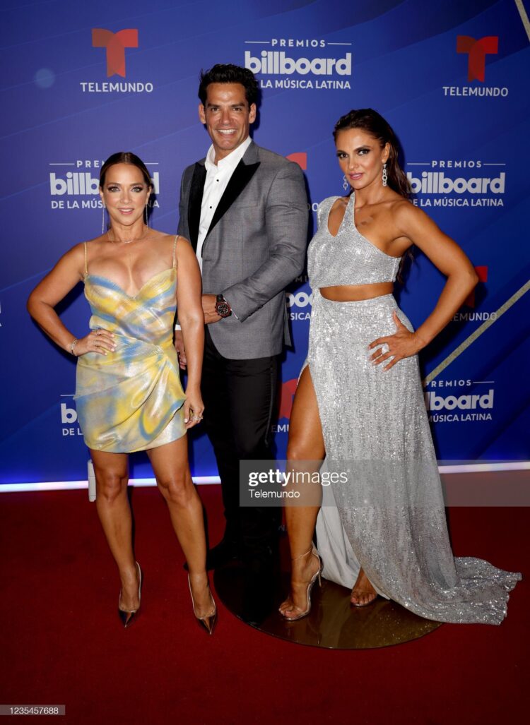 mariana seoane feet 3