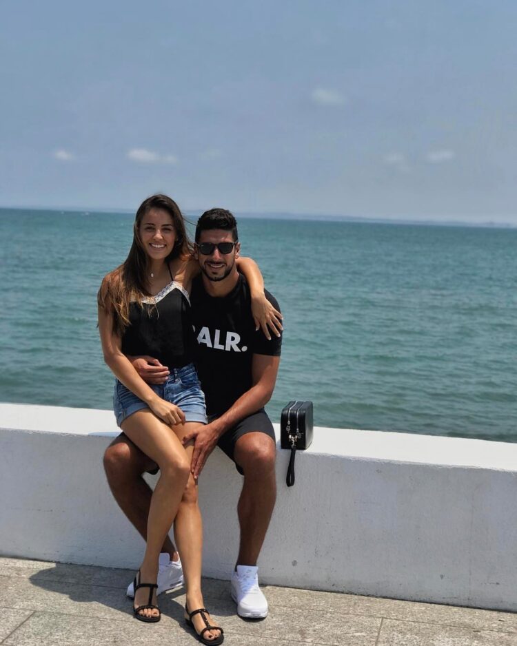 mariana van rankin feet 2