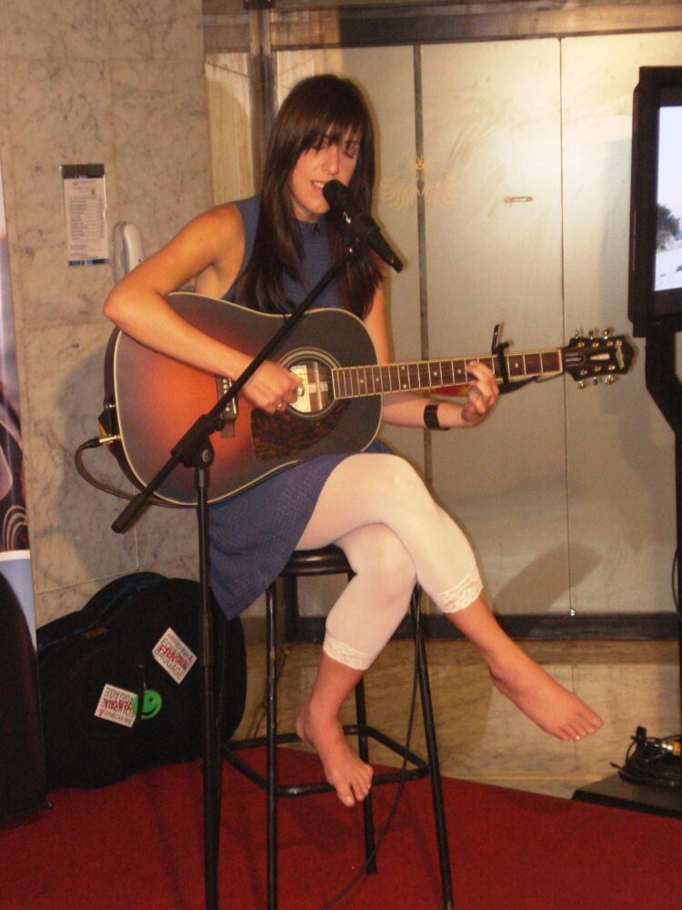 mariana vega feet 2 scaled