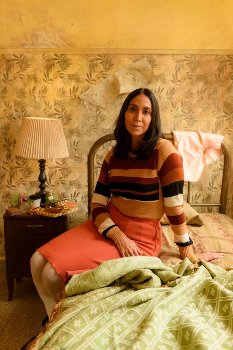 marianas study corner feet 1