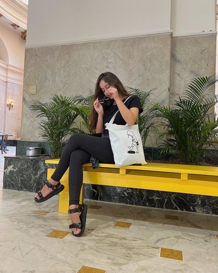 marianna alexandre feet 2