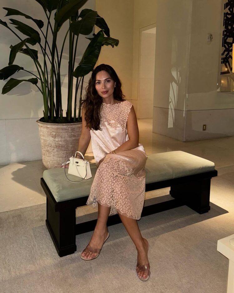 marianna hewitt feet 2
