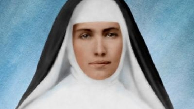 marianne cope feet 3