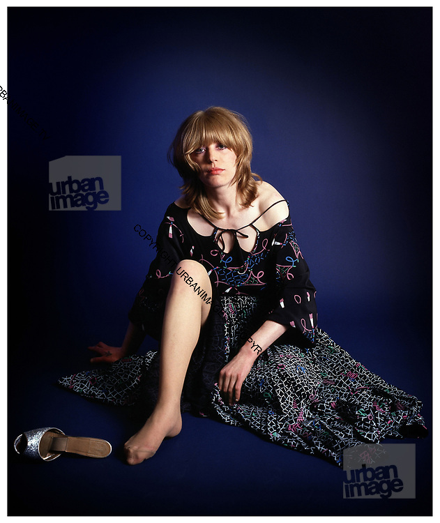 marianne faithfull feet 3
