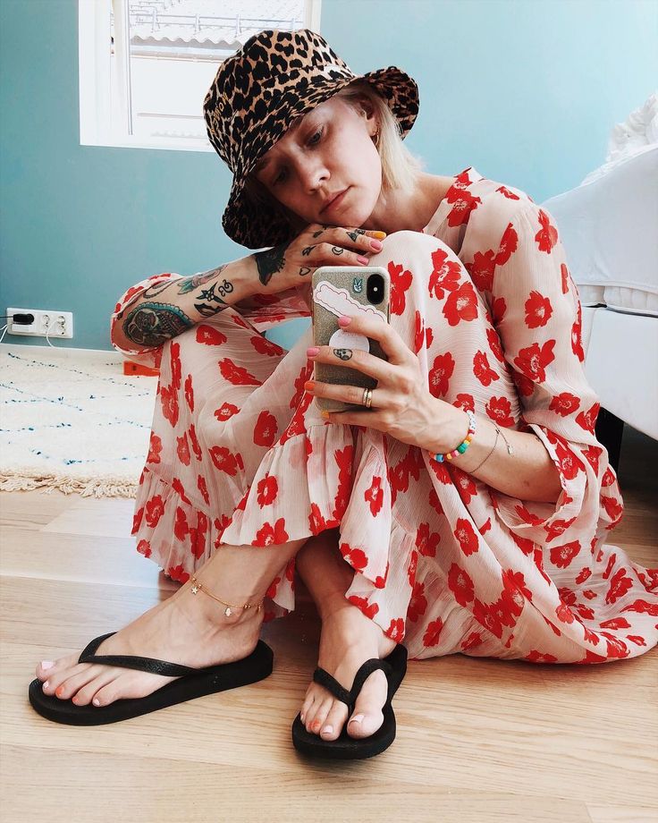 marianne theodorsen feet