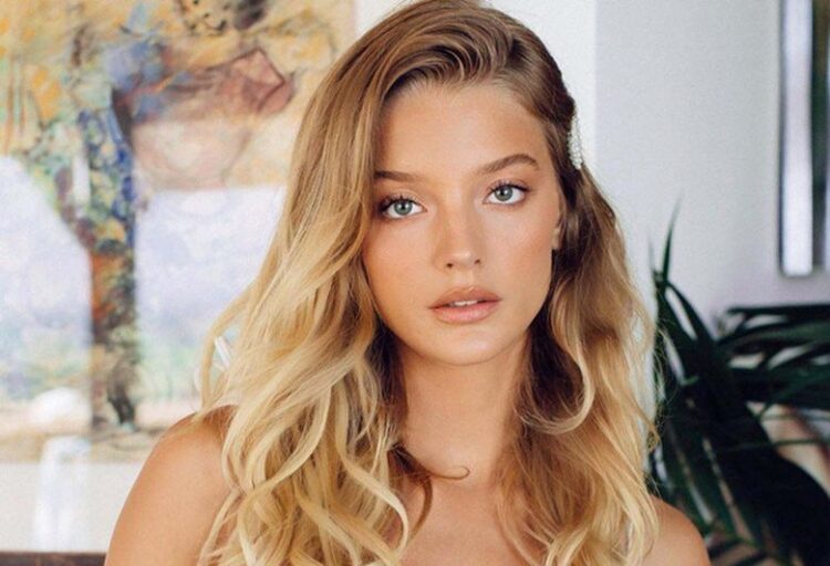 marie laure tomas feet 3