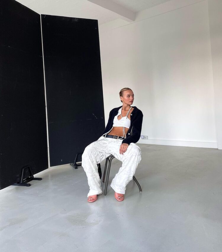 marie lou nuerk feet 5