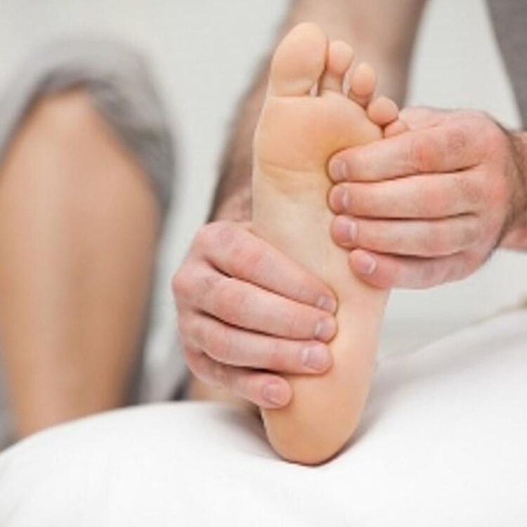 marie moyenin feet 6