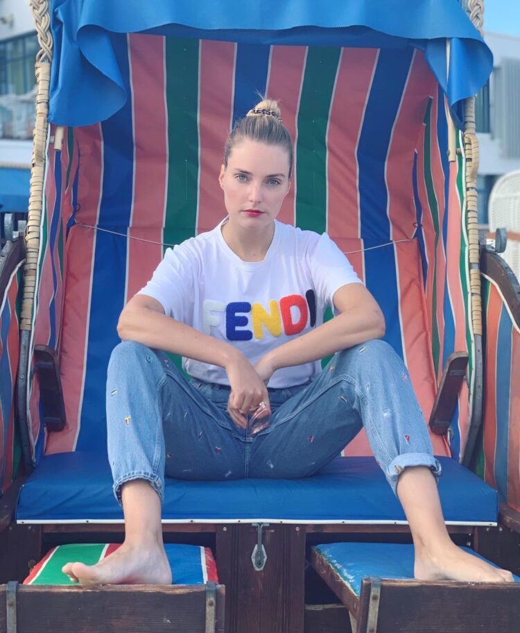 marie von den benken feet 2