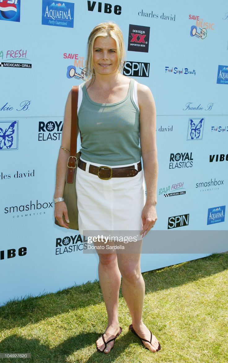 mariel hemingway feet 3