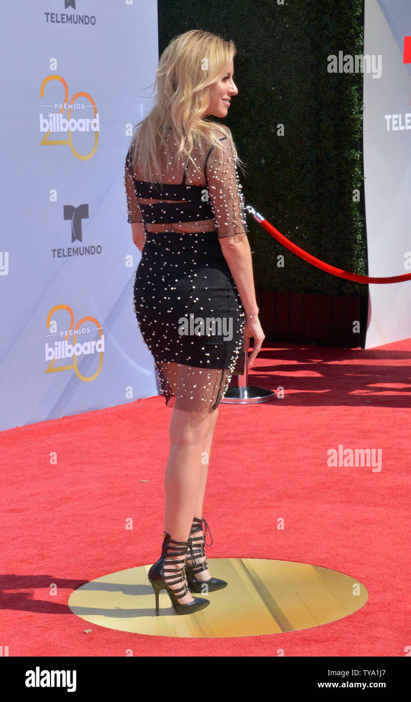 mariela bagnato feet 4