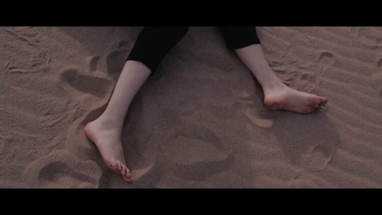 marika hackman feet 4