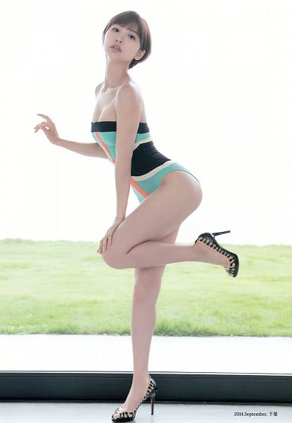 mariko shinoda feet 1