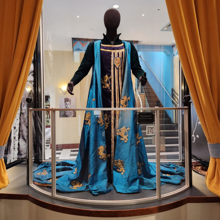 marilyn horne feet 4