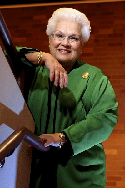 marilyn horne feet 6