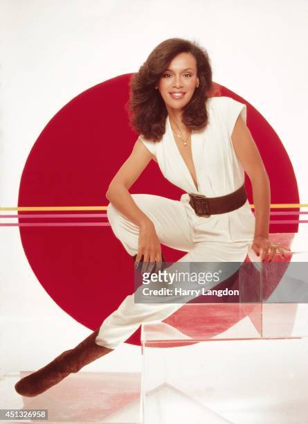 marilyn mccoo feet 3